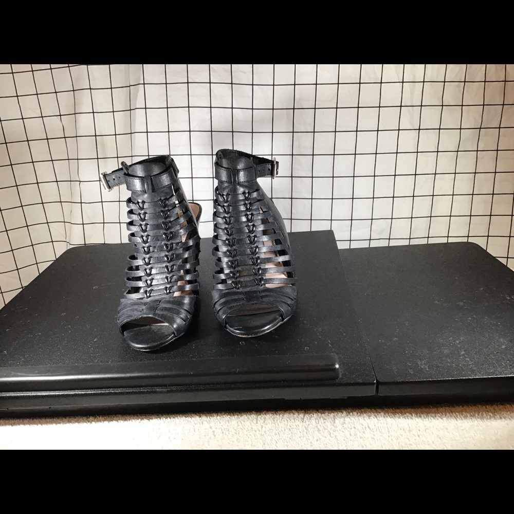 Vince Camuto  black ankle boots  6M